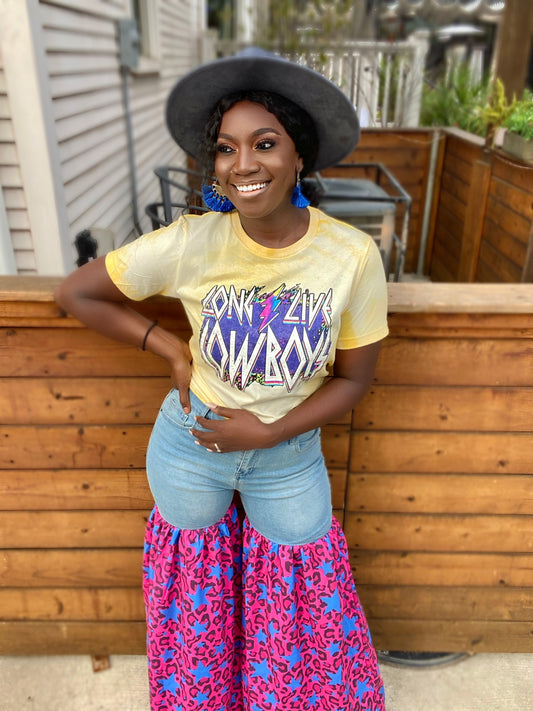 YELLOW LONG LIVE COWBOYS GRAPHIC SHIRT